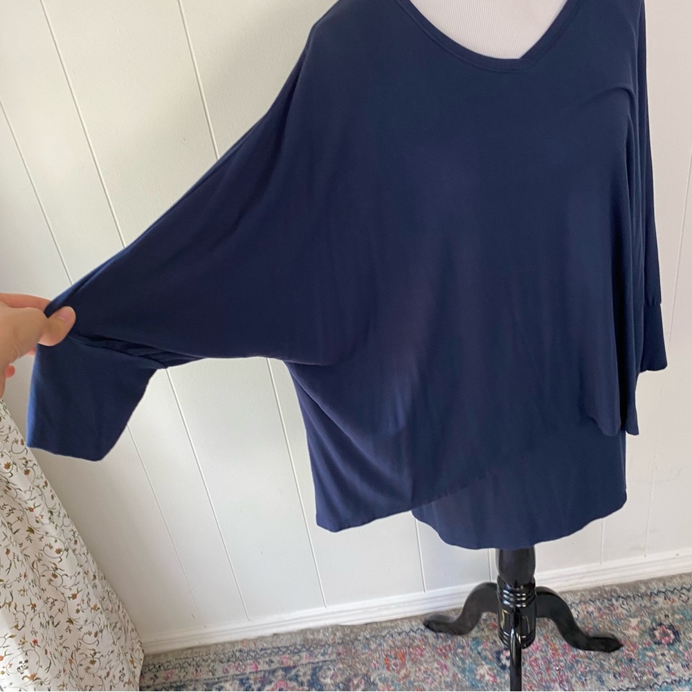 Soft Surroundings Indeevar Tunic Top Sz XL Navy Blue Layered V Neck Stretch - Picture 9 of 12